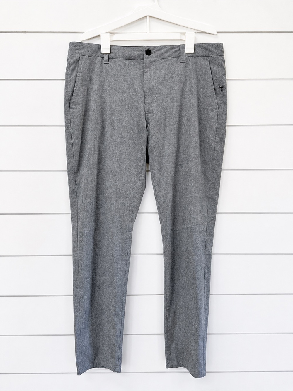 Vuori V417 Gray Performance Pants Mens 36x32 Stretch Travel Golf Commuter
